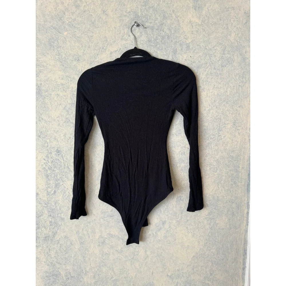 Willow & Clay Women's Black Keyhole Lined One Piece Bodysuit Size Small‎